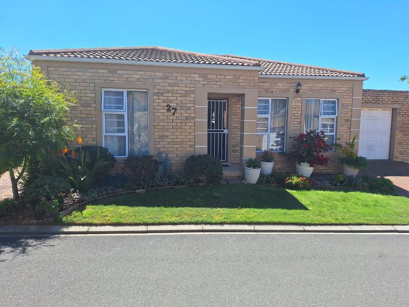 To Let 2 Bedroom Property for Rent in Vredekloof Western Cape